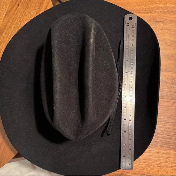 Elegant Black Wide Brim Hat - Picture 6 of 7